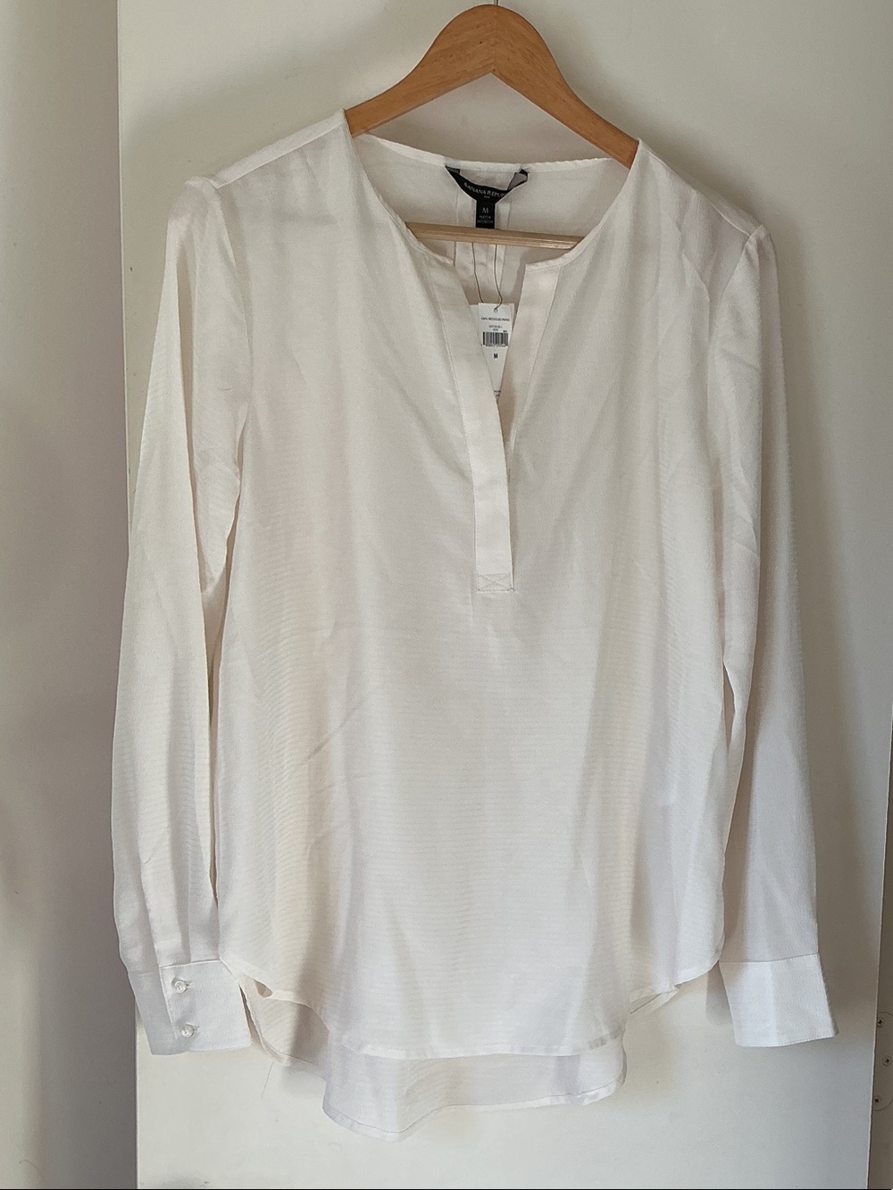 BANANA REPUBLIC Long-Sleeve V-Neck Tunic Blouse